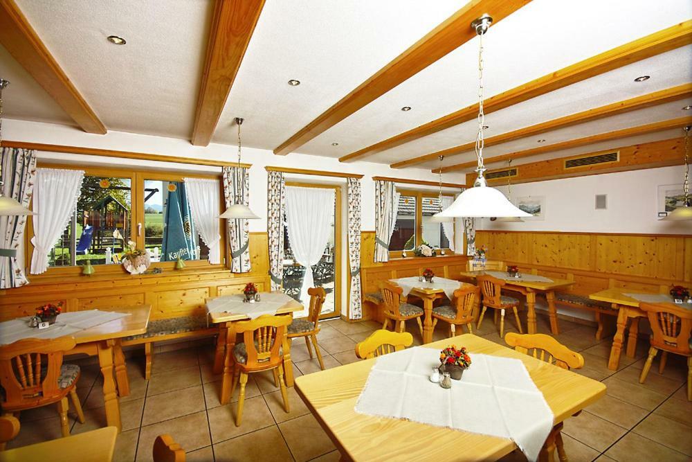 Gasthof "Zum Strauss" Wildsteig Dış mekan fotoğraf