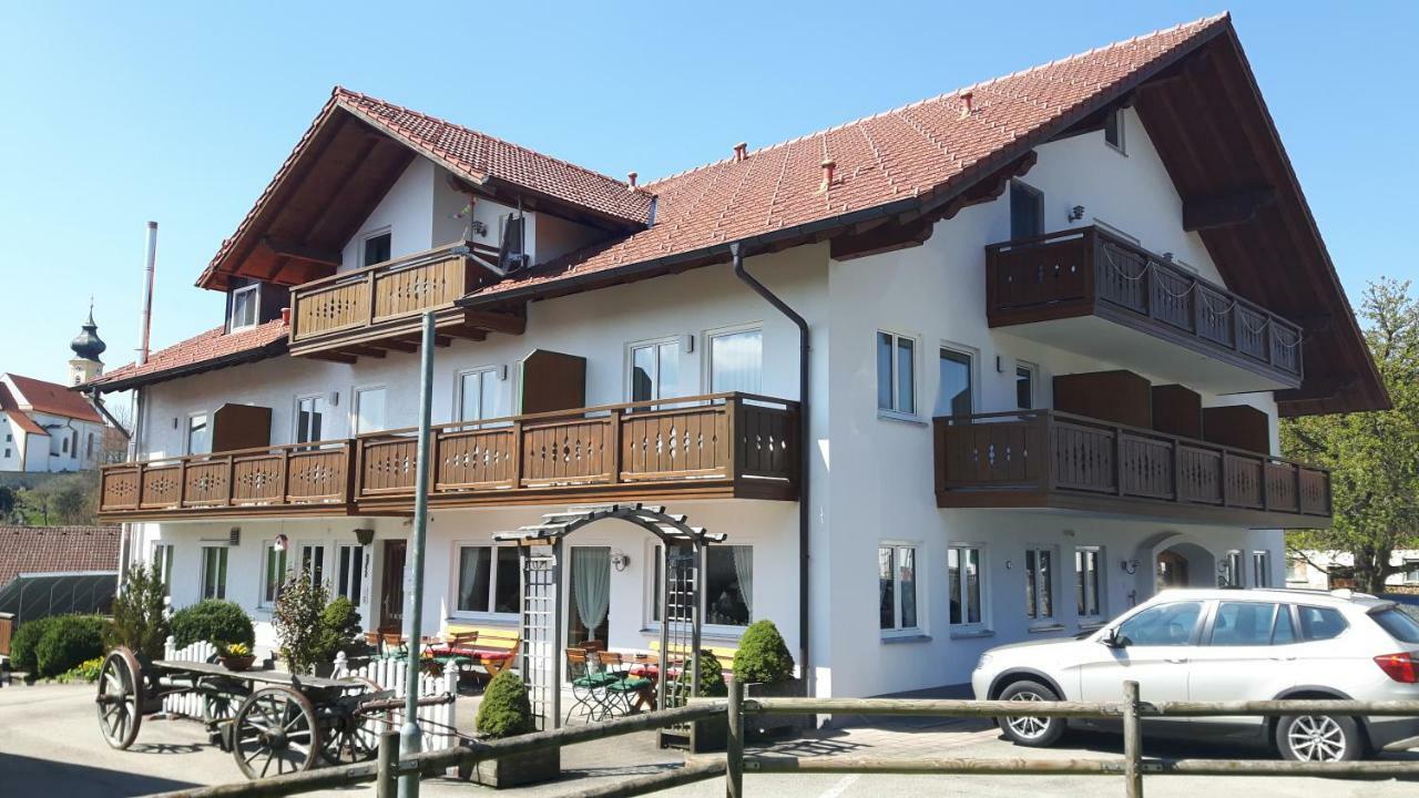 Gasthof "Zum Strauss" Wildsteig Dış mekan fotoğraf
